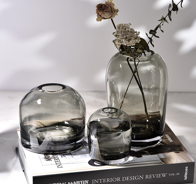 STYLISH GLASS VASE