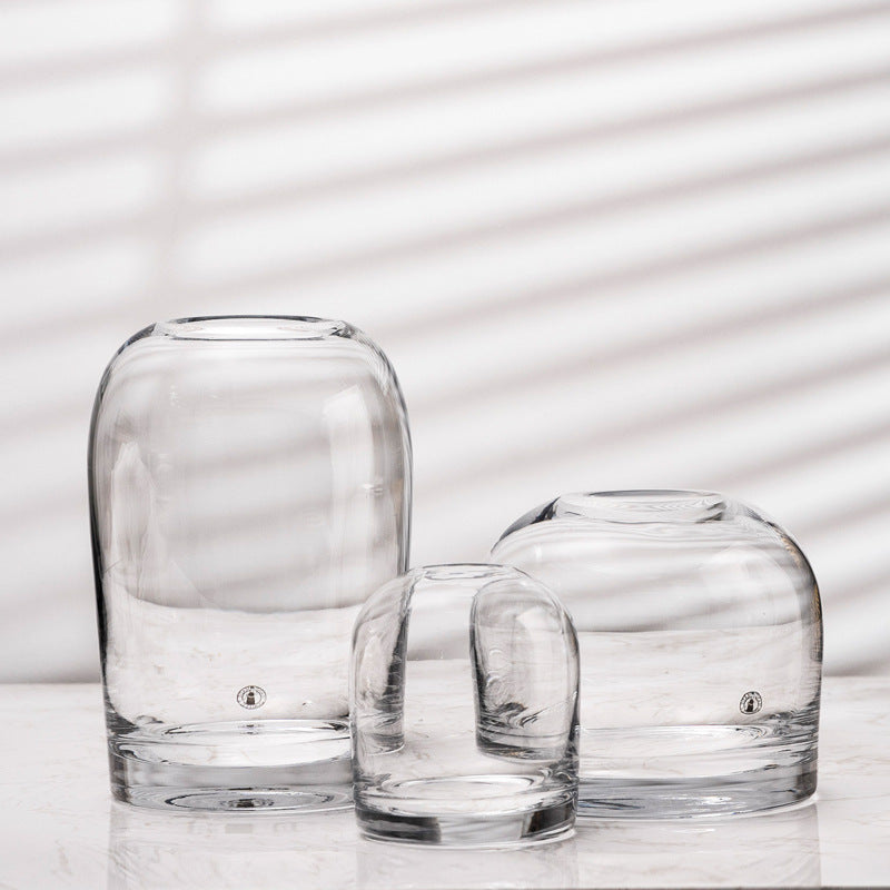 STYLISH GLASS VASE