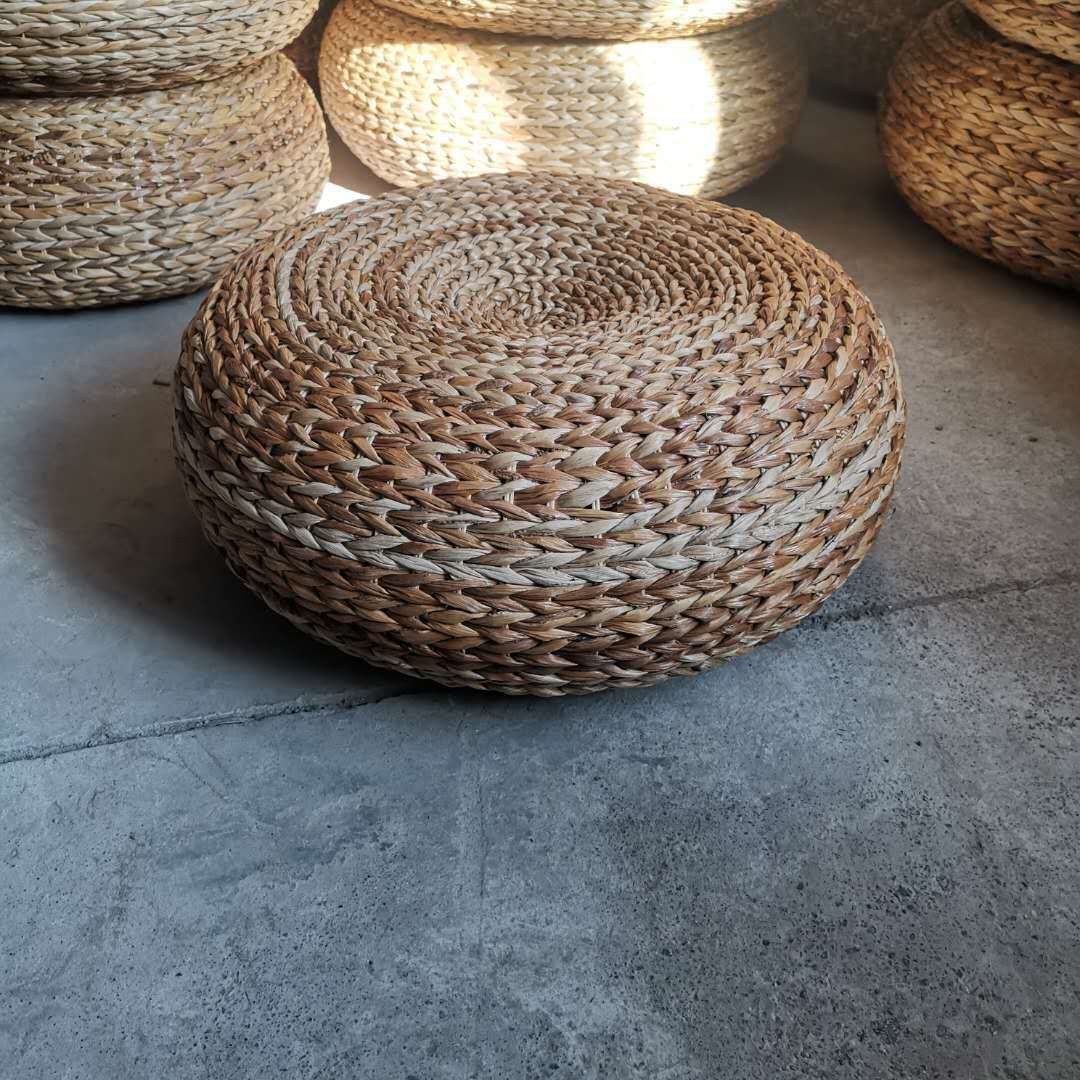 Natural Straw Pouf Grass Cushion